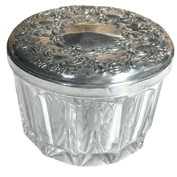 Vintage Towle Sterling Silver Glass Trinket Powder Vanity Jar Mirror Inside Lid - Picture 2 of 16